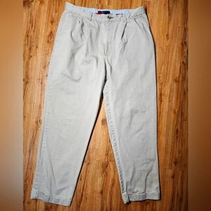Tommy Hilfiger Men’s Chino Pants Beige Khaki Cotton 36x32 Pleated Front Classic